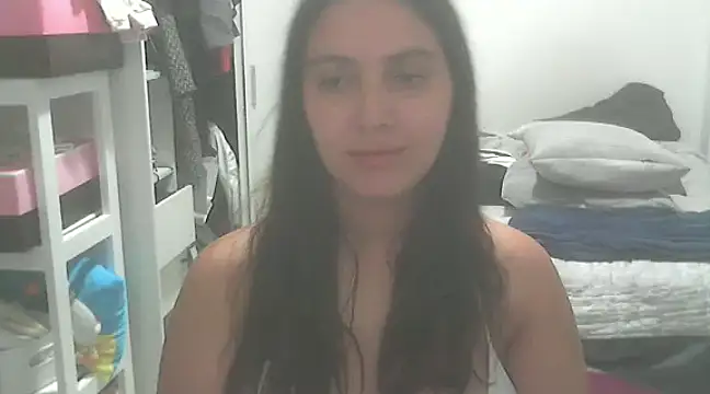 Snapshot of xBubblyBarbiexx chatting on 01.04.25 xBubblyBarbiexx online show from 01.04.25