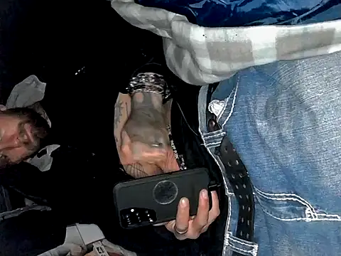 Snapshot of Fuckboy4public chatting on 10.30.25 Fuckboy4public online show from 10.30.25