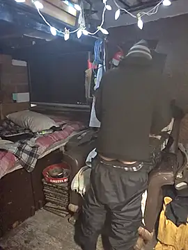 Snapshot of Fuckboy4public chatting on 01.19.26 Fuckboy4public online show from 01.19.26