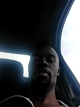 Snapshot of Youngteensmzansi chatting on 10.05.25 Youngteensmzansi online show from 10.05.25