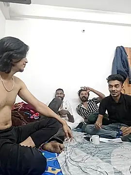 Snapshot of 0816parsii chatting on 02.18.25 0816parsii online show from 02.18.25