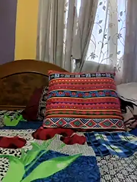 surabhi09 online show from 06.18.26