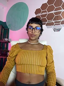 LollaByer online show from 10.11.25