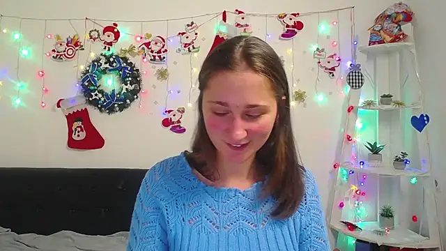 Snapshot of MichelLeee chatting on 01.06.25 MichelLeee online show from 01.06.25