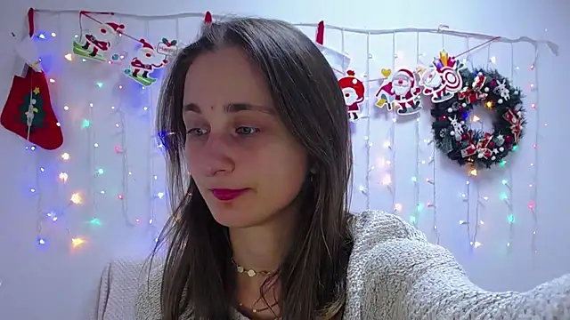 Snapshot of MichelLeee chatting on 01.09.25 MichelLeee online show from 01.09.25