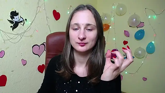 Snapshot of MichelLeee chatting on 01.27.25 MichelLeee online show from 01.27.25