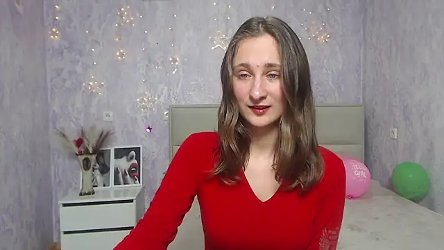 Snapshot of MichelLeee chatting on 01.30.25 MichelLeee online show from 01.30.25