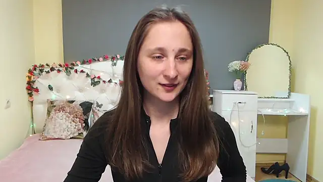 MichelLeee online show from 03.17.26