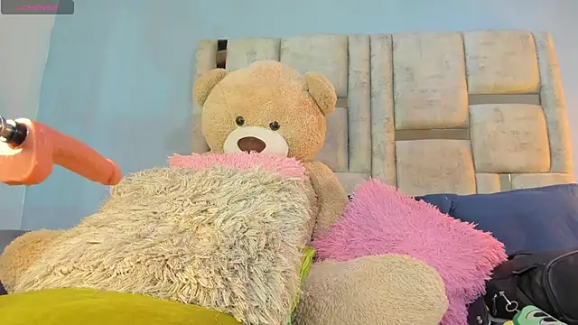 AshleyHill2 online show from 09.19.25