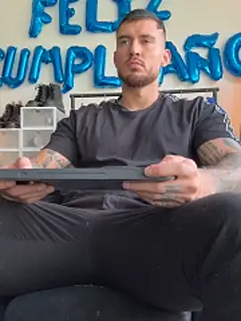 DimitriSullivan  online show from 06.18.26