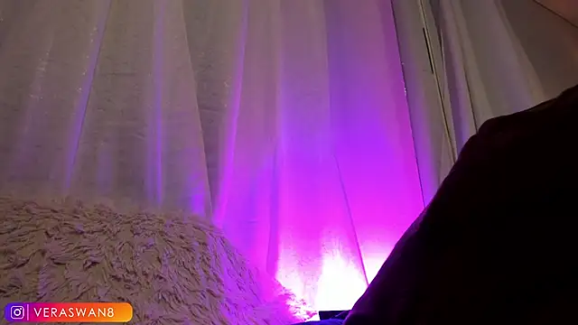 MoonSwan1 online show from 07.28.26