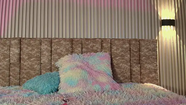 Snapshot of tiffany_johnson11 chatting on 11.28.25 tiffany johnson11 online show from 11.28.25