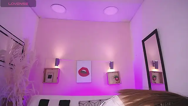 Snapshot of Aniie_Doll chatting on 09.11.25 Aniie Doll online show from 09.11.25