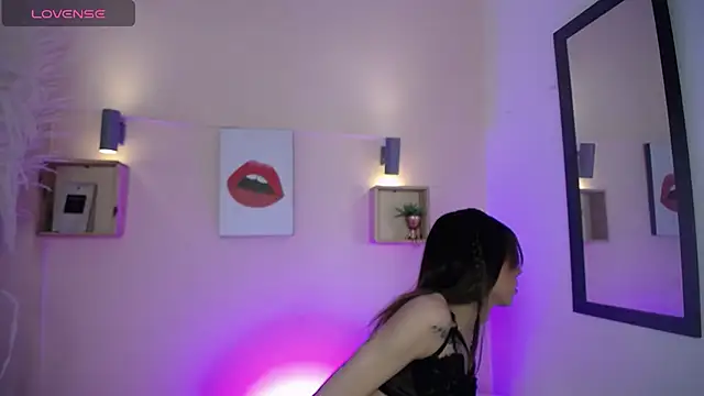 Snapshot of Aniie_Doll chatting on 09.13.25 Aniie Doll online show from 09.13.25