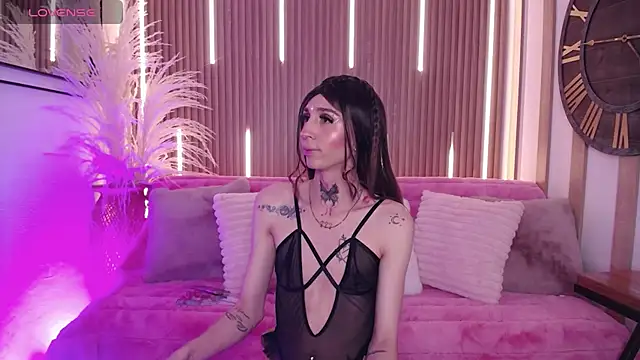 Snapshot of Aniie_Doll chatting on 10.03.25 Aniie Doll online show from 10.03.25