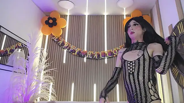 Snapshot of Aniie_Doll chatting on 10.18.25 Aniie Doll online show from 10.18.25