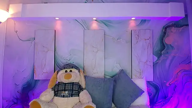 Aniie Doll online show from 05.04.26