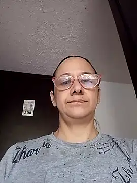 nicolle milf1978 online show from 04.27.26