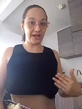nicolle milf1978 online show from 06.10.26