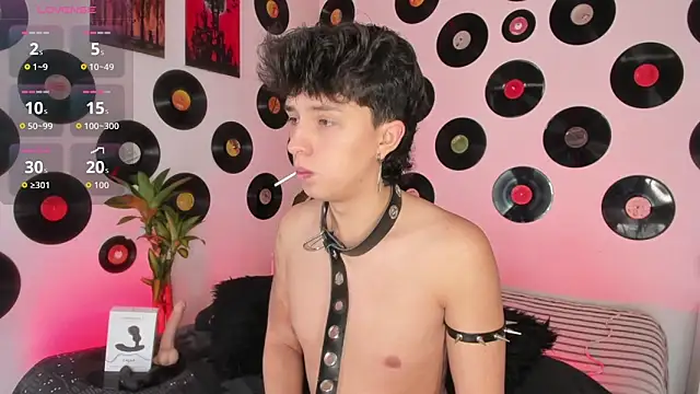 Snapshot of juandaaap chatting on 02.05.26 juandaaap online show from 02.05.26