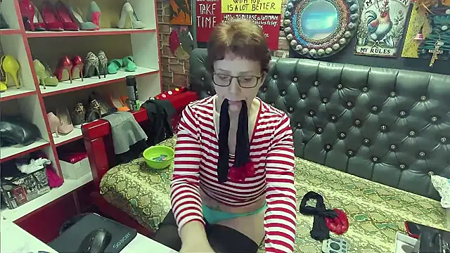 Lily4yourfun online show from 05.12.26