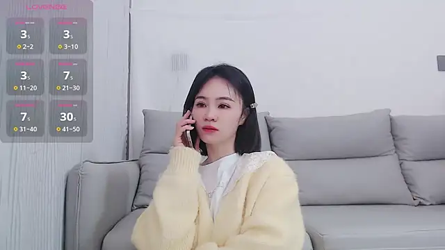 Snapshot of Koi-m- chatting on 02.13.25 Koi-m- online show from 02.13.25