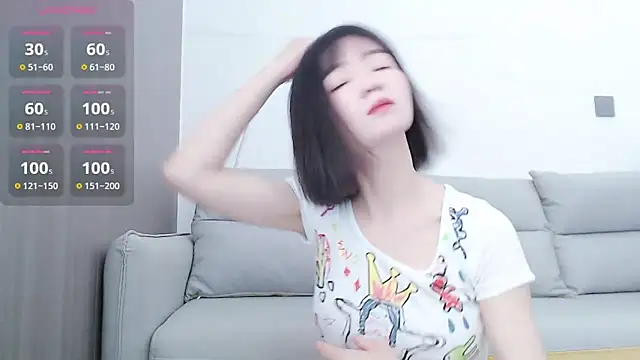 Snapshot of Koi-m- chatting on 03.04.25 Koi-m- online show from 03.04.25