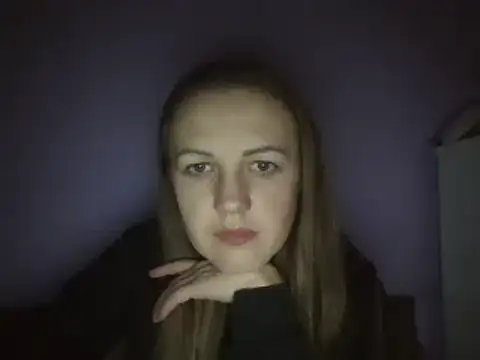 Snapshot of Milaniya261 chatting on 01.22.25 Milaniya261 online show from 01.22.25