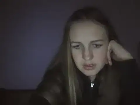 Snapshot of Milaniya261 chatting on 01.31.25 Milaniya261 online show from 01.31.25