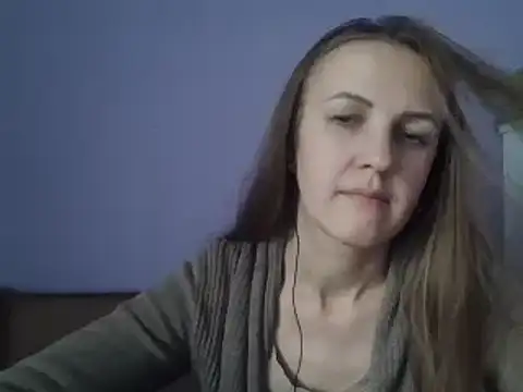 Snapshot of Milaniya261 chatting on 02.01.25 Milaniya261 online show from 02.01.25