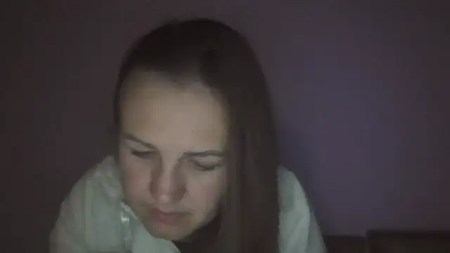 Snapshot of Milaniya261 chatting on 04.22.26 Milaniya261 online show from 04.22.26