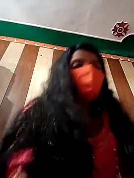 Snapshot of Scheme_SS chatting on 03.05.25 Scheme SS online show from 03.05.25