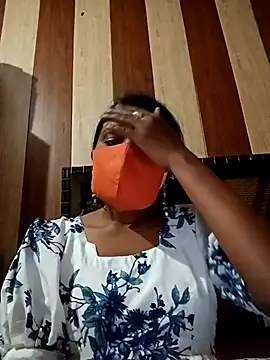 Snapshot of Scheme_SS chatting on 03.11.25 Scheme SS online show from 03.11.25