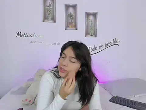 Snapshot of MelissaGilll chatting on 03.04.25 MelissaGilll online show from 03.04.25