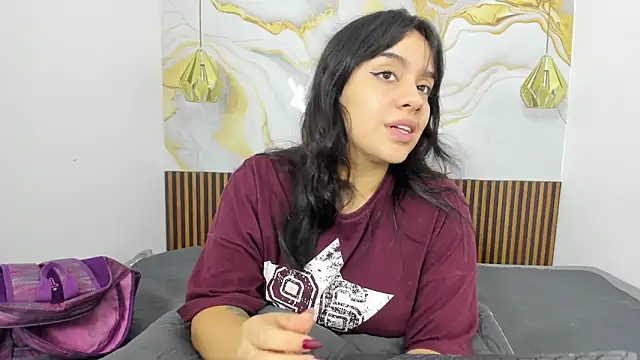 Snapshot of MelissaGilll chatting on 11.17.25 MelissaGilll online show from 11.17.25