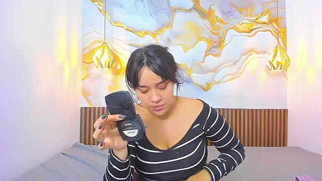 Snapshot of MelissaGilll chatting on 11.27.25 MelissaGilll online show from 11.27.25