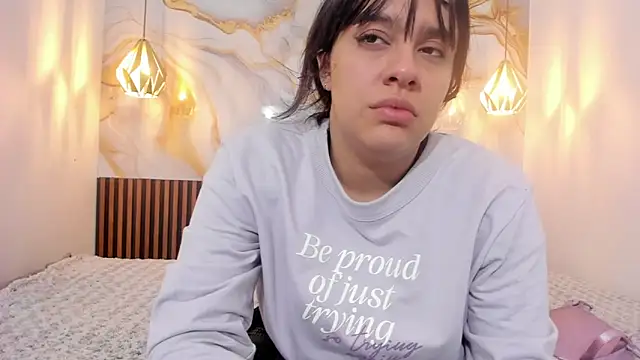 Snapshot of MelissaGilll chatting on 12.04.25 MelissaGilll online show from 12.04.25