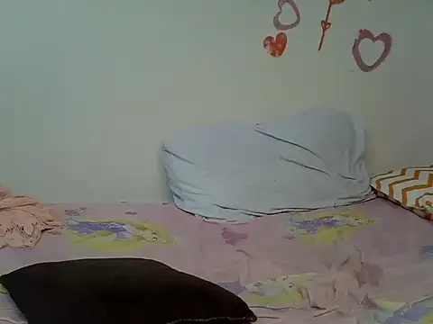 Snapshot of Hotnessy chatting on 12.19.24 Hotnessy online show from 12.19.24