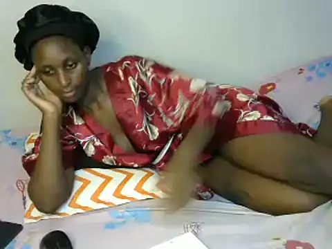 Snapshot of Hotnessy chatting on 12.31.24 Hotnessy online show from 12.31.24