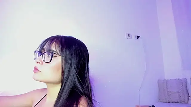 Snapshot of Aria_uwu chatting on 03.09.25 Aria uwu online show from 03.09.25