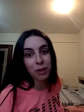 Snapshot of Morguisssz chatting on 09.21.25 Morguisssz online show from 09.21.25