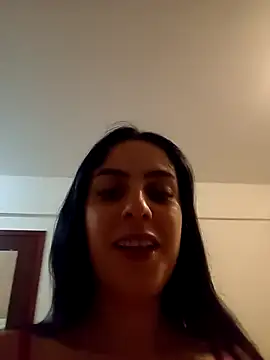 Snapshot of Morguisssz chatting on 10.10.25 Morguisssz online show from 10.10.25