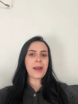 Snapshot of Morguisssz chatting on 12.05.25 Morguisssz online show from 12.05.25