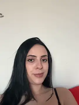 Snapshot of Morguisssz chatting on 12.14.25 Morguisssz online show from 12.14.25