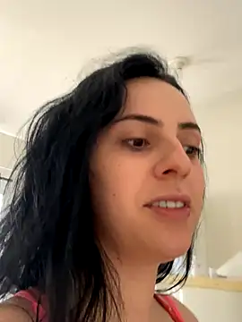 Snapshot of Morguisssz chatting on 01.07.26 Morguisssz online show from 01.07.26