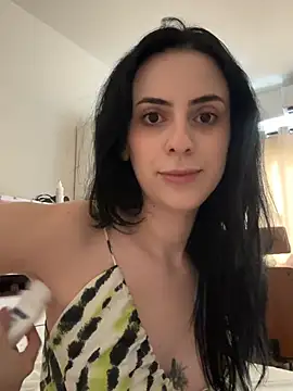 Snapshot of Morguisssz chatting on 02.11.26 Morguisssz online show from 02.11.26