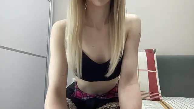 Snapshot of burningangel chatting on 03.14.25 burningangel online show from 03.14.25