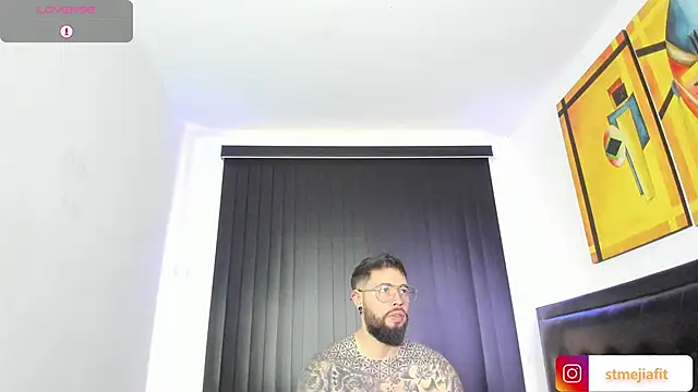 Snapshot of connor_santtos chatting on 02.20.25 connor santtos online show from 02.20.25
