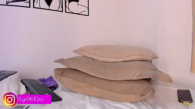 ellie mcdonald online show from 04.28.26