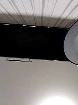 Lorrain Dorrie online show from 11.28.25